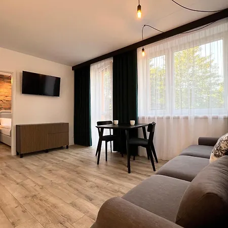 Kamienny Sen, Apartman
